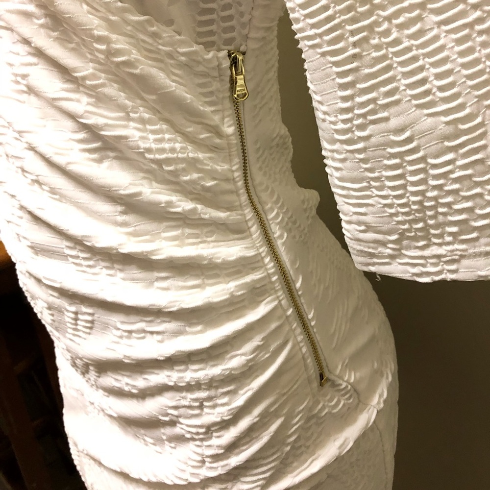 GUESS SIDE ZIP DRESS - Picture 4 of 8